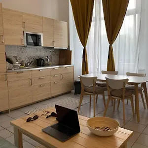 Apartment Benno Berlin Apartment, Berlin